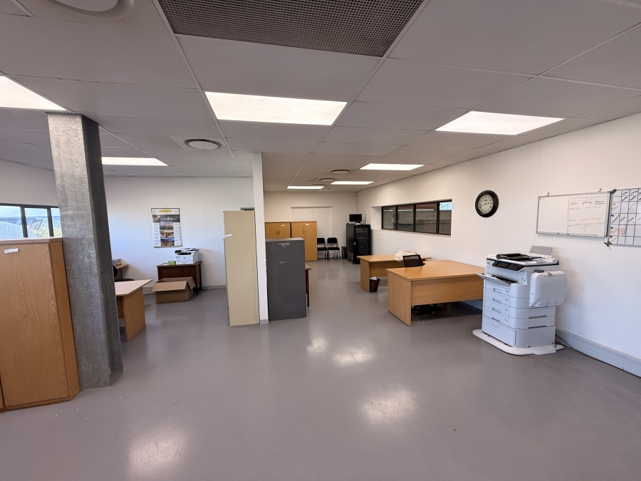 To Let Commercial Property for Rent in Rivergate Western Cape